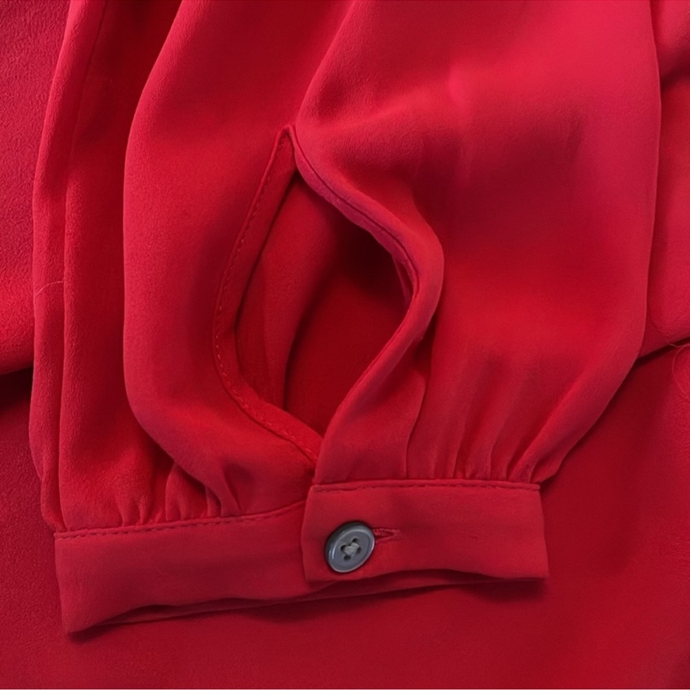 Loft Blouse - Picture 2 of 7